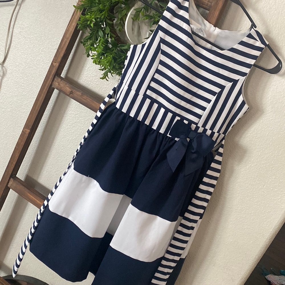 Girls dresses